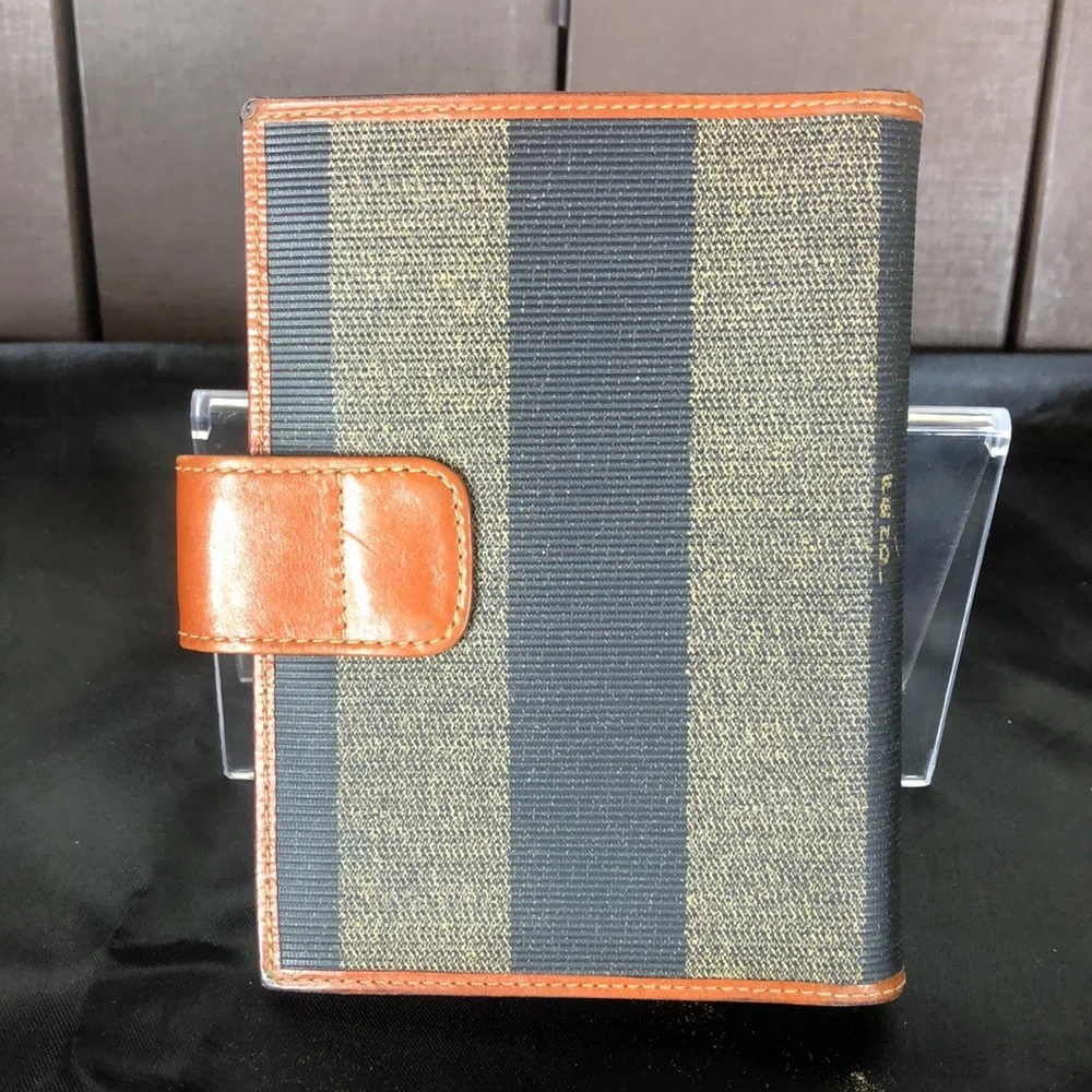 FENDI PEQUIN PECAN Striped Agenda Planner Passport Holder CC Wallet Binder MINT